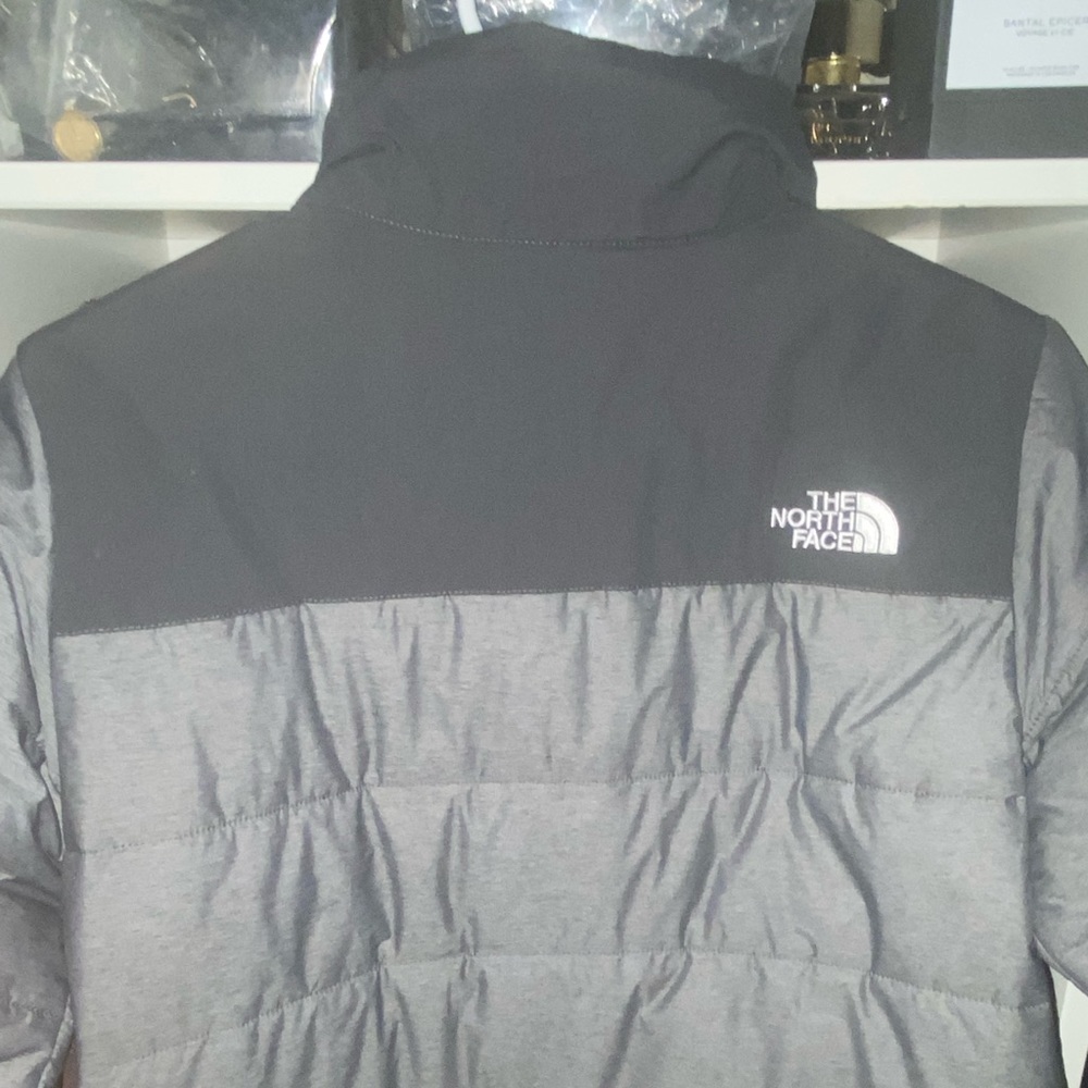 North Face youth/junior size XL SALE‼️
